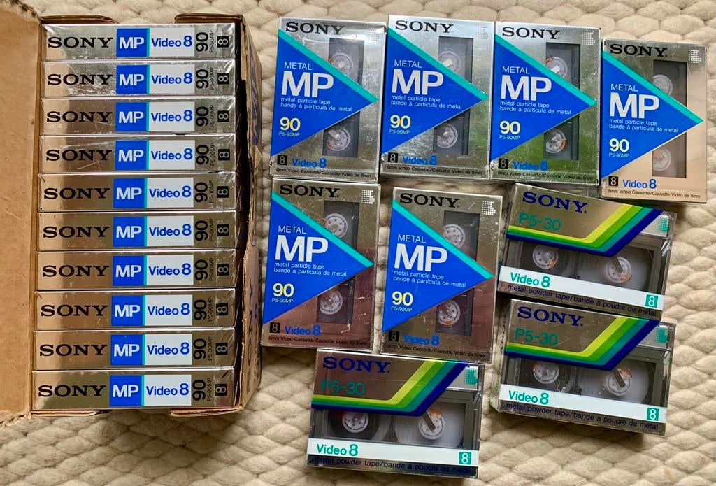 16x NOS Sony Video 8 cassettes P5-90MP P5-30 NIEUW 8mm tapes, Audio, Tv en Foto, Videocamera's Analoog, 8mm, (Video)band, Ophalen of Verzenden