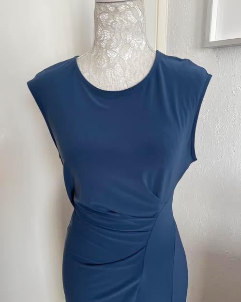 Anna Field blauwe jurk maat 38, Kleding | Dames, Jurken, Maat 38/40 (M), Blauw, Ophalen of Verzenden, Zo goed als nieuw