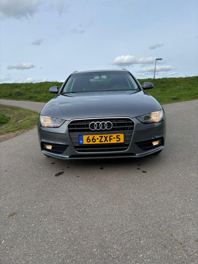 Audi A4 1.8TFSI 125KW Avant Multitr. 2013 Grijs, 4 cilinders, 1505 kg, A4, Origineel Nederlands