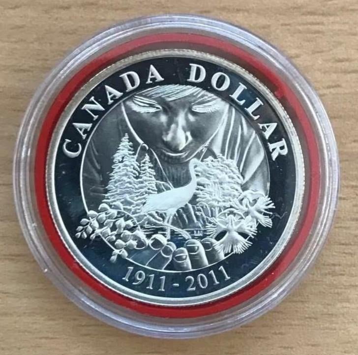Canada - 1 Dollar 2011 - National Park with Whooping Crane, Postzegels en Munten, Munten | Amerika, Losse munt, Noord-Amerika