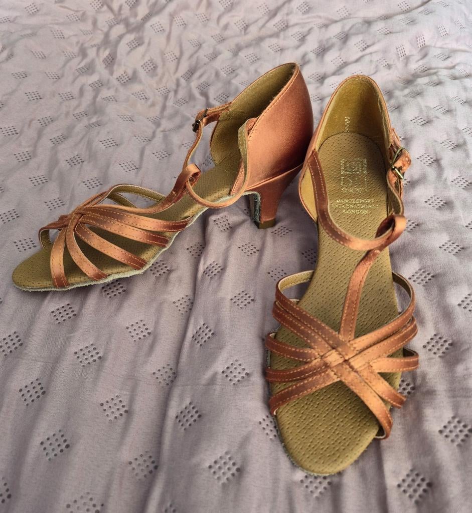 DSI London dansschoenen Maat 35, Ophalen of Verzenden, Zo goed als nieuw, Schoenen