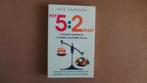 het 5:2 dieet - 5 dagen genieten & 2 dagen calorieen tellen, Ophalen of Verzenden, Zo goed als nieuw, Dieet en Voeding, Kate Harrison