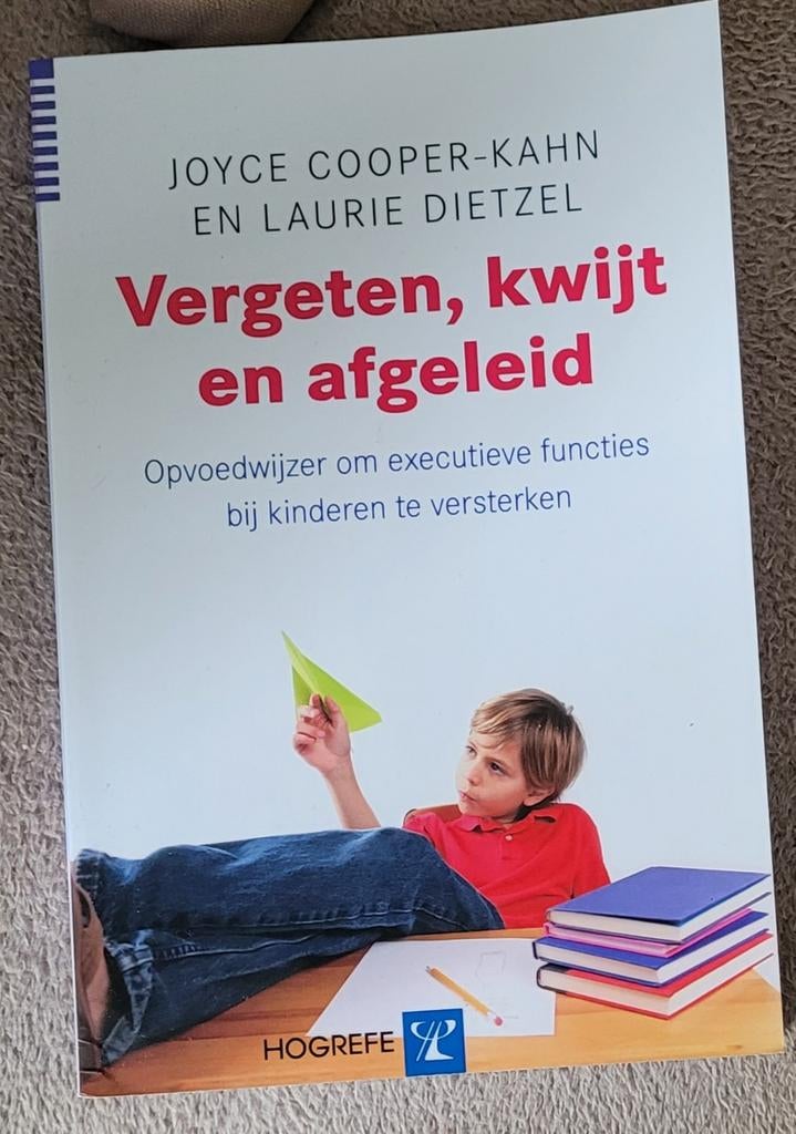 Vergeten, kwijt en afgeleid - Joyce Cooper-Kahn, Ophalen