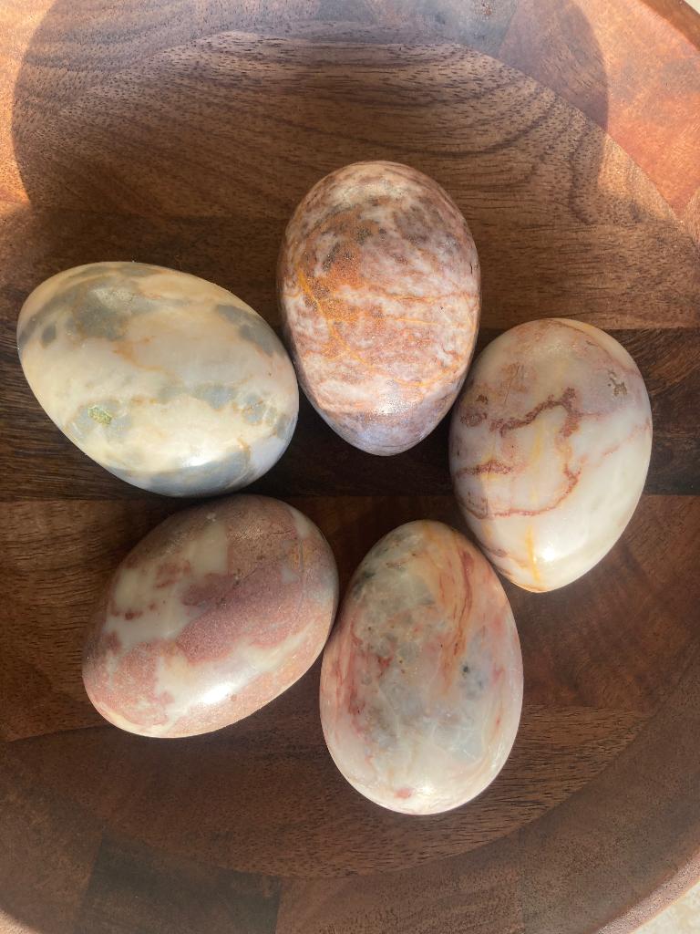 Marmer paaseieren vijf stuks, Ophalen of Verzenden, Zo goed als nieuw