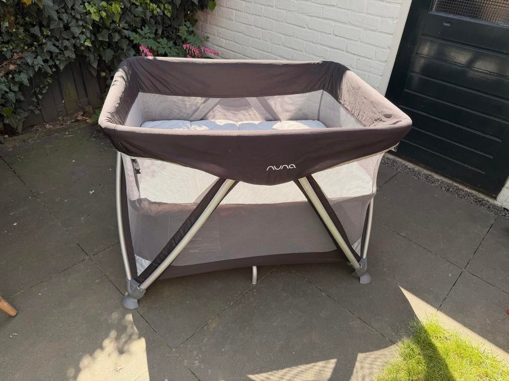 Nuna campingbedje, Kinderen en Baby's, Ophalen, Gebruikt, Rechthoekig