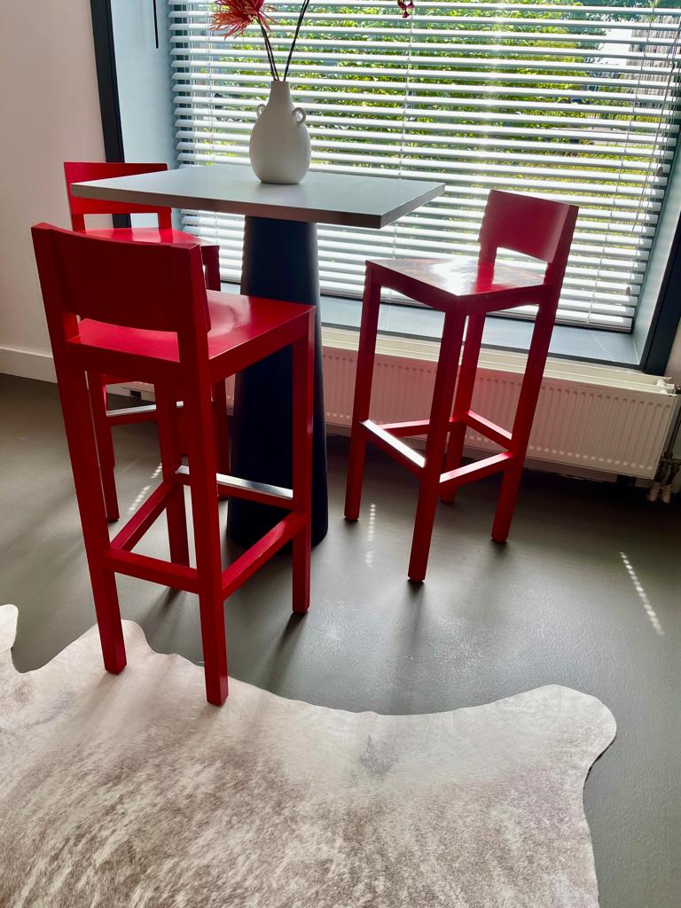 Barkruk | Barstool | Moooi | Shaker | Joep van Lieshout -AVL, Huis en Inrichting, Barkrukken, Gebruikt, 90 cm of meer, Hout, Metaal