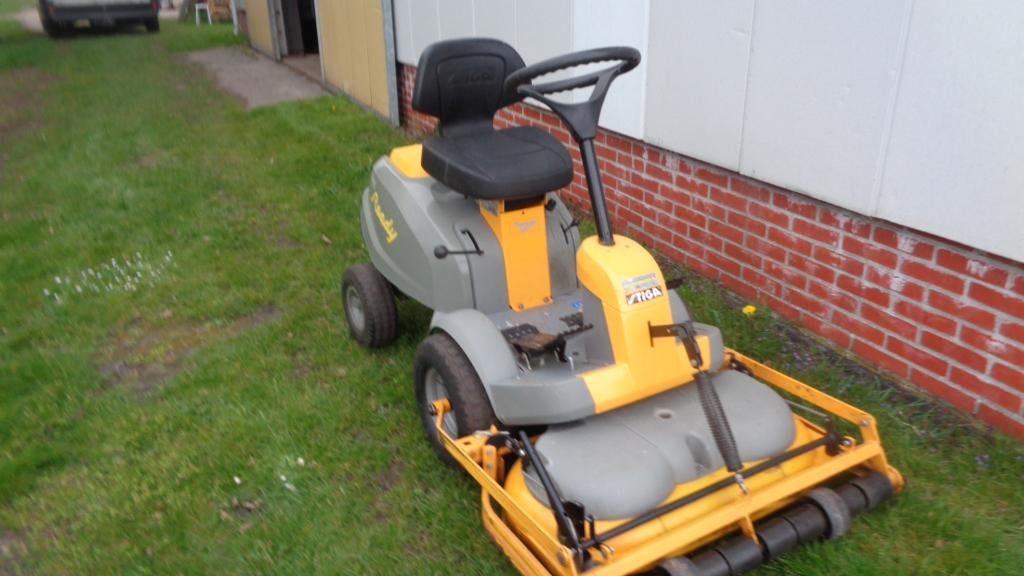 wegens inruil nette stiga ready frontmaaier/ hydrostaat, Ophalen, Gebruikt, Nederland, Stiga