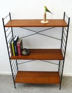 Vintage WHB boekenrek staand kast Teak hout, Ophalen, Gebruikt, 100 tot 150 cm, 50 tot 100 cm