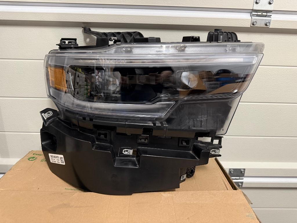 Dodge ram 1500 koplamp set links rechts ZWART, Auto-onderdelen, Verlichting, Ophalen of Verzenden, Dodge