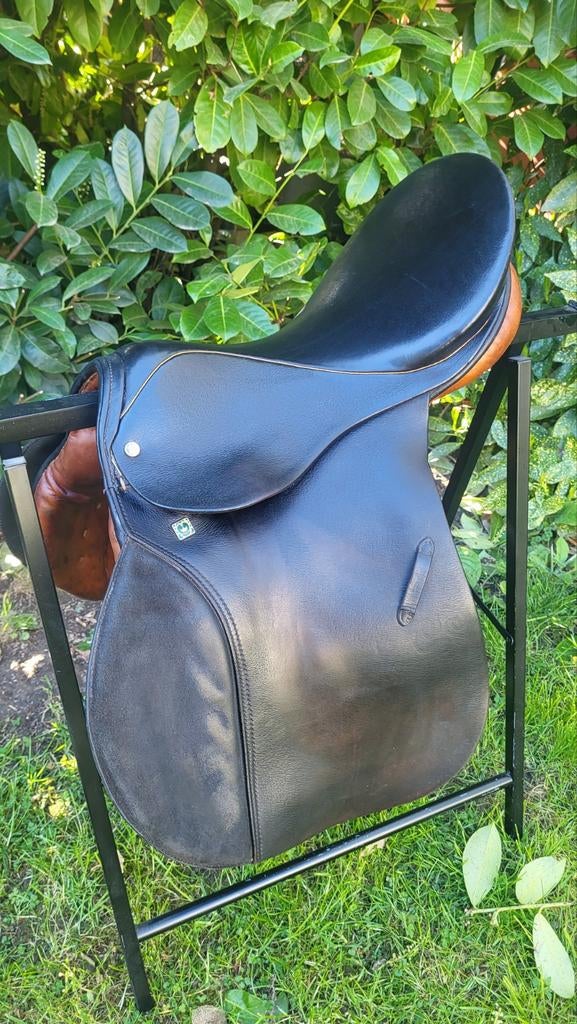 Prachtig Stübben Siegfried veelzijdigheids zadel., Ophalen, Overige soorten