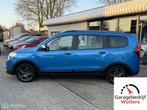 Dacia Lodgy 1.2 TCe Stepway CRUISE NAVI CAMERA PARK.SENS., Auto's, Dacia, Voorwielaandrijving, Stof, Gebruikt, Zwart