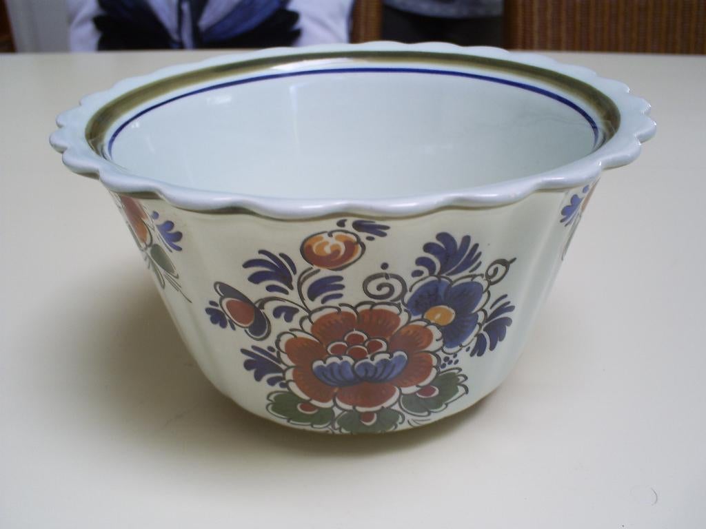 Schaal Delft polychroom, Ophalen of Verzenden