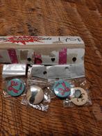 4 stuks nieuwe buttons - diverse ontwerpen, Ophalen of Verzenden, Nieuw