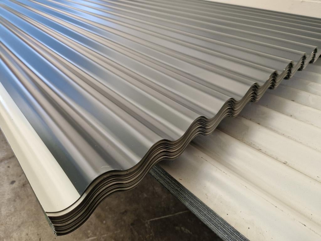 341 m² golfplaten staal antraciet lengte 326cm en 465cm, Ophalen, Zwart, Zo goed als nieuw, 15 m² of meer