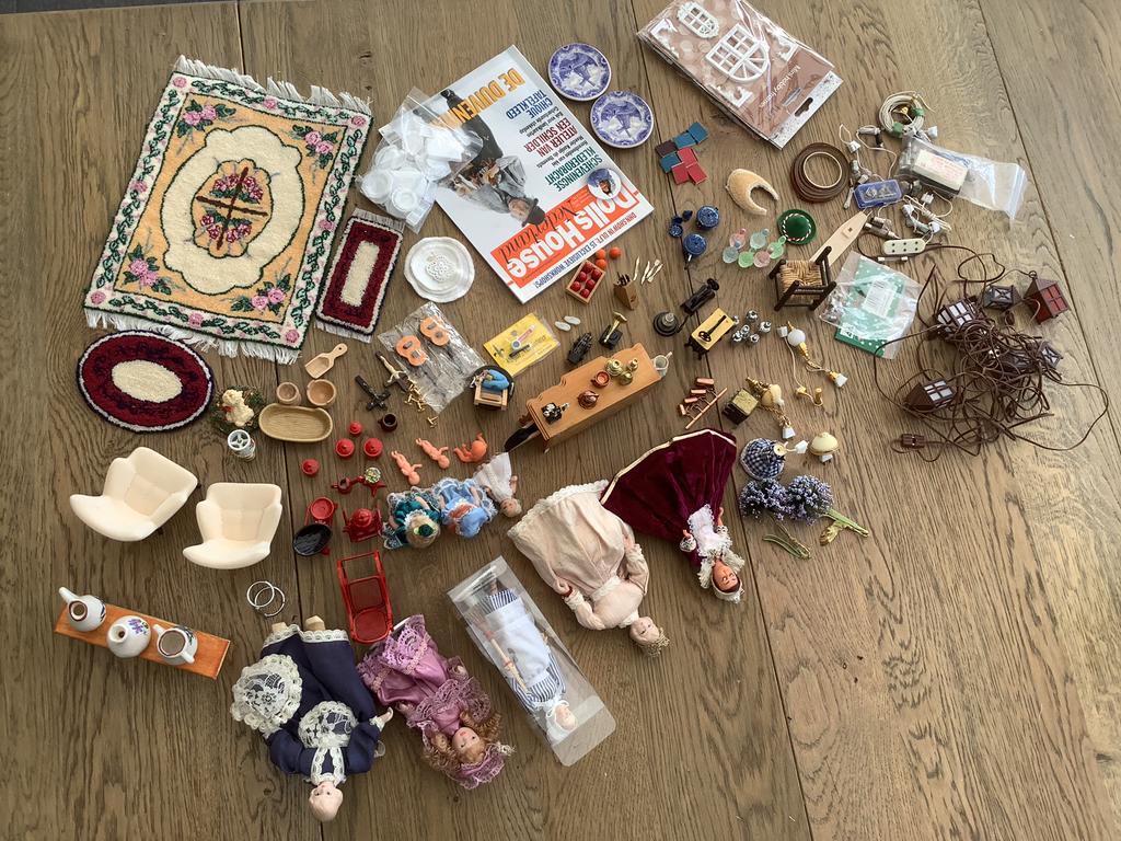 Poppenhuis spullen., Verzamelen, Ophalen, Zo goed als nieuw, Poppenhuis