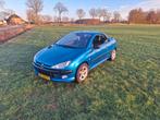 Peugeot 206 1.6 16V CC 2002 Blauw apk tot 16 06 2026, Auto's, Peugeot, Voorwielaandrijving, Zwart, 4 cilinders, Cabriolet