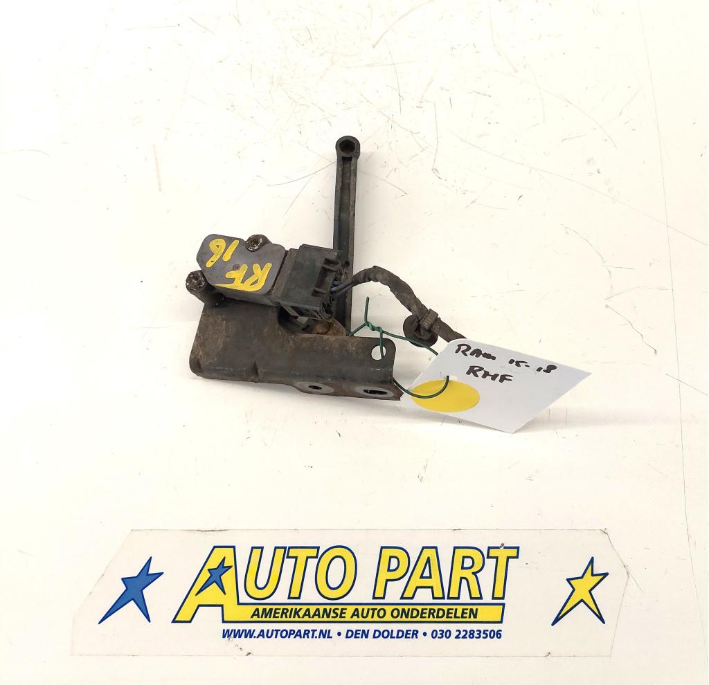 Dodge Ram rijhoogte sensor achterzijde 2015-2018, Gebruikt, PO Box 21-8004 | Auburn Hills, MI 48321-8004, Amerikaanse onderdelen