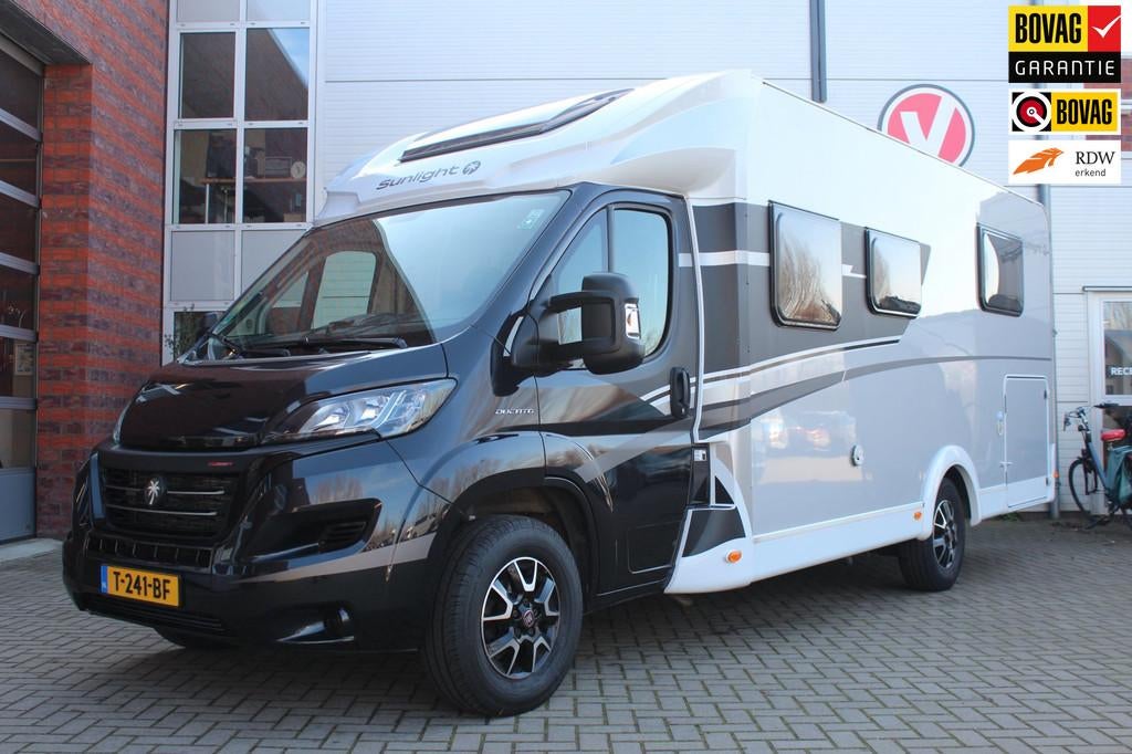 Capron T69L Sunlight T69L Adventure Dakairco/Queensbed/LMV, Caravans en Kamperen, Campers, Capron, Bedrijf, Elektrische ramen
