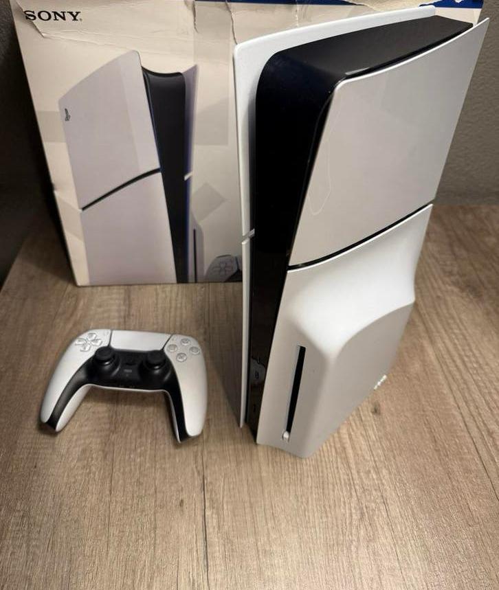 PlayStation 5 slim disc, Ophalen of Verzenden, Zo goed als nieuw