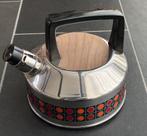 Vintage fluitketel SIGG ( Zwitserland) met ‘solar’ decor, 1 tot 2 liter, Ophalen of Verzenden, Gebruikt