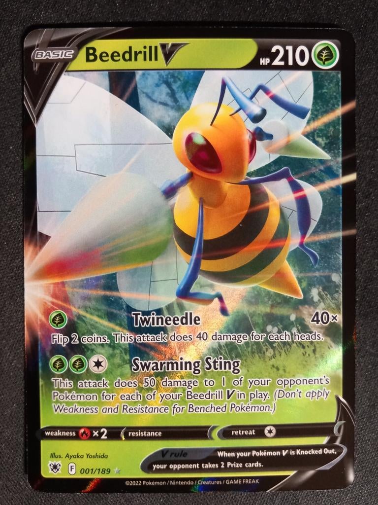Pokemon Beedrill V 001/189 Astral Radiance Ultra Rare NM, Verzenden, Zo goed als nieuw, Losse kaart, Foil