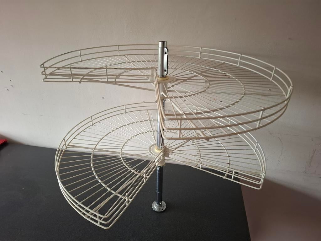 Draaiplateau hoekkast - Stevig en handig!, Minder dan 50 cm, Gebruikt, Wit, Ophalen of Verzenden