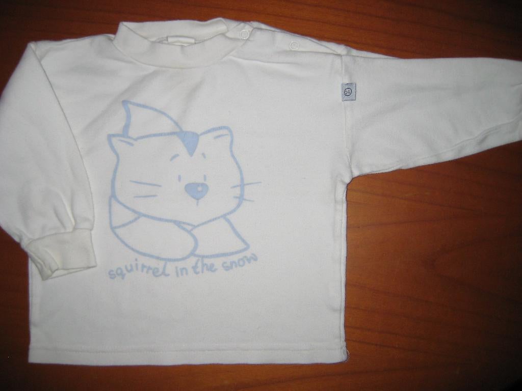 Wit shirt, 80, met kat, Kinderen en Baby's, Babykleding | Maat 80, Ophalen of Verzenden, Zo goed als nieuw, Meisje, Shirtje of Longsleeve