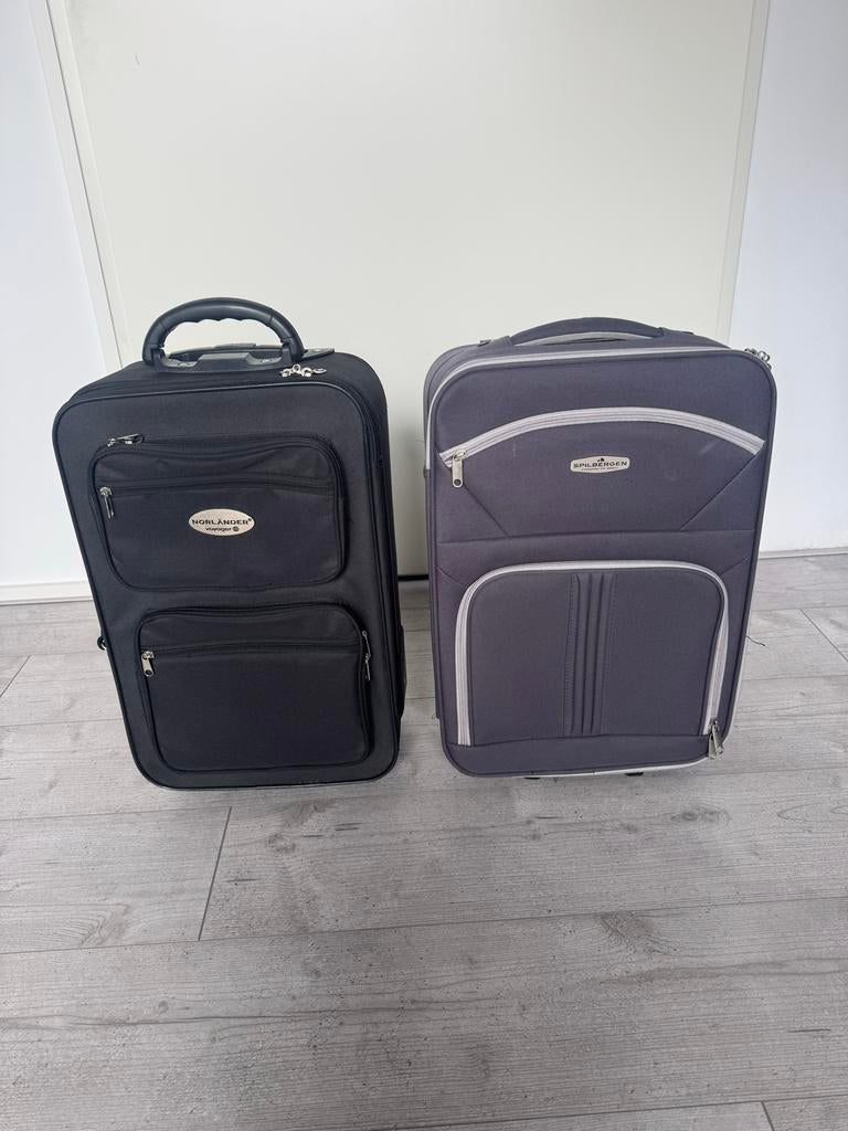 Twee handbagage reiskoffers met wieltjes, Ophalen, 40 tot 60 cm, Gebruikt, 20 tot 30 cm