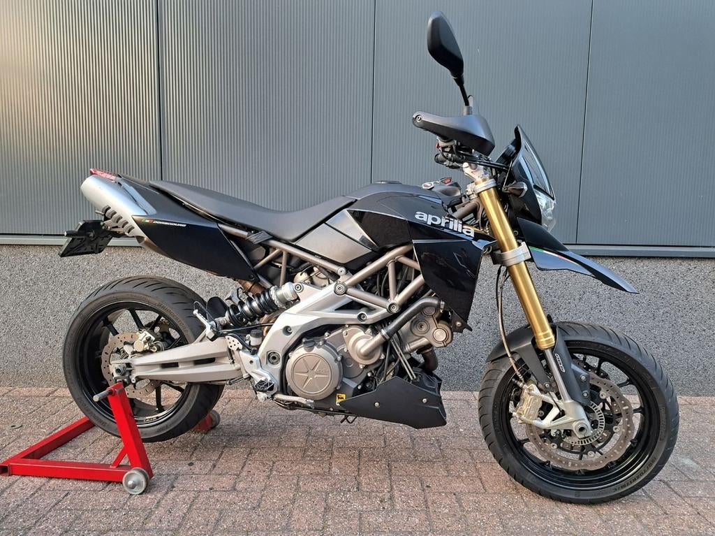 APRILIA DORSODURO 750 ABS (bj 2010), Motoren, Motoren | Aprilia, 750 cc, 2 cilinders, Bedrijf, Onbekend