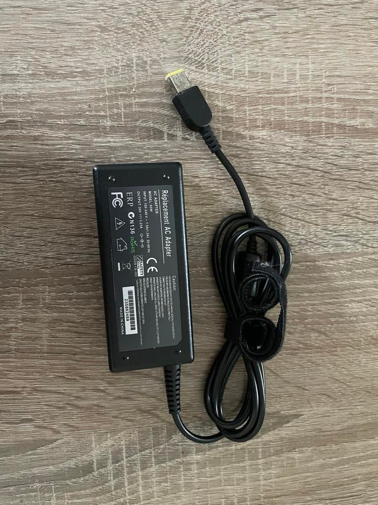 Adapter voor Lenovo laptop, 65 Watt met stroomsnoer, Ophalen of Verzenden, Gebruikt