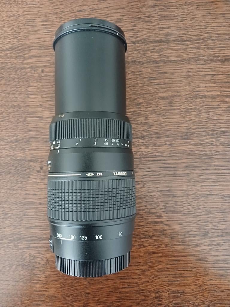 Tamron zoomlens 70-300, Audio, Tv en Foto, Fotografie | Lenzen en Objectieven, Ophalen of Verzenden