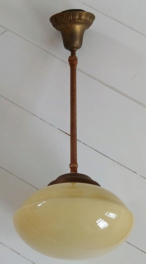 Art-Deco Opaline 1920 _ Pendant Lamp,, Huis en Inrichting, Ophalen, Glas, Vintage Antique