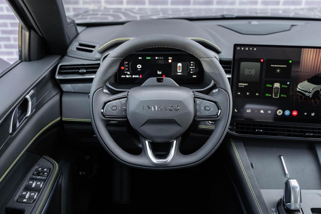 Lynk & Co 01 1.5 Core PHEV | Adaptieve Cruise Control | Keyl, 4 cilinders, Wit, Plug-in hybride, Bedrijf
