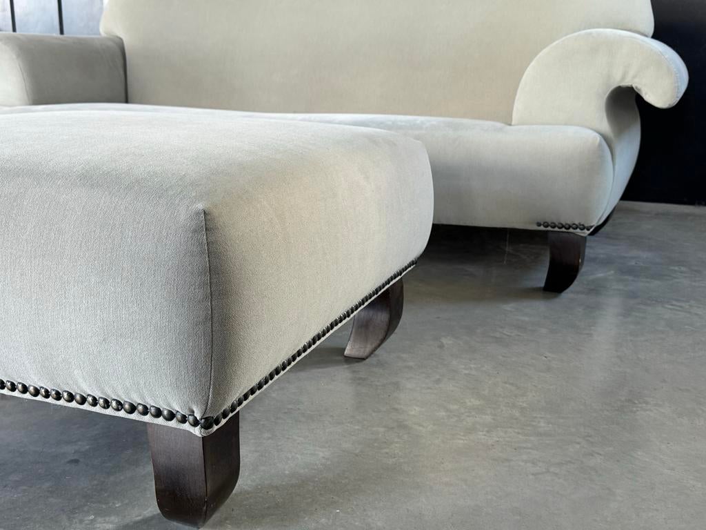 Grote lounge bank met hocker - Zo goed als nieuw 240cm, 250 tot 300 cm, 100 tot 125 cm, Modern landelijk, Ophalen of Verzenden