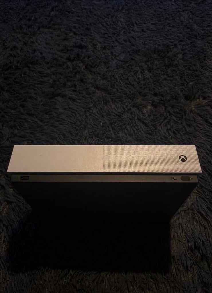 Xbox One S All-Digital Edition 1TB (zonder controller), Spelcomputers en Games, Spelcomputers | Xbox One, Gebruikt, Xbox One S All-digital