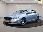 Volvo S60 2.0 T5 Summum * CAMERA * PERMIUM AUDIO * LEER * AU, Gebruikt, 4 cilinders, S60, Bedrijf