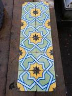 12 antieke Franse tegels (Devres), 13x13 cm groen/geel/blauw