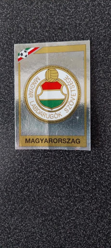 Panini WK 1986 Mexico nr 200 badge Hongarije, Ophalen of Verzenden, Zo goed als nieuw, Buitenlandse clubs, Poster, Plaatje of Sticker