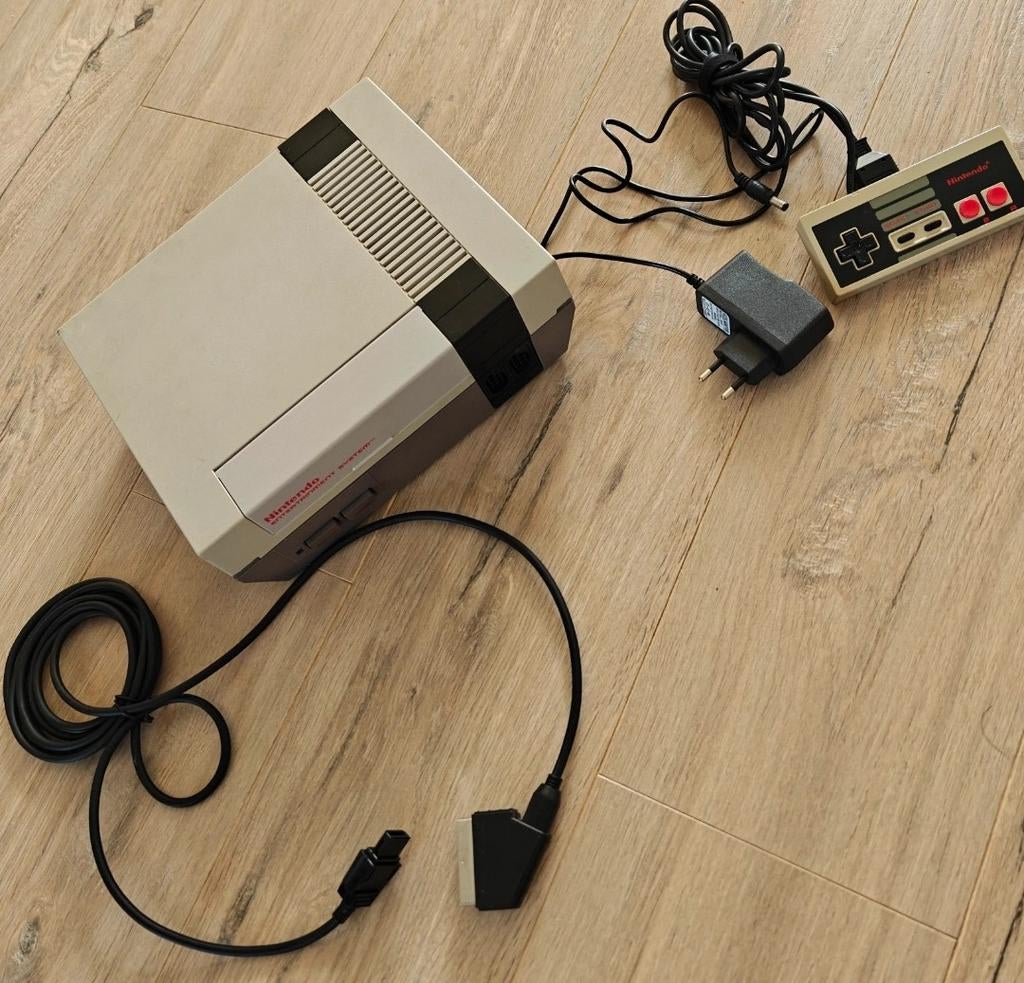 NTSC 60hz Nintendo NES front loader with true RGB, Spelcomputers en Games, Spelcomputers | Nintendo NES, Met 1 controller, Ophalen of Verzenden