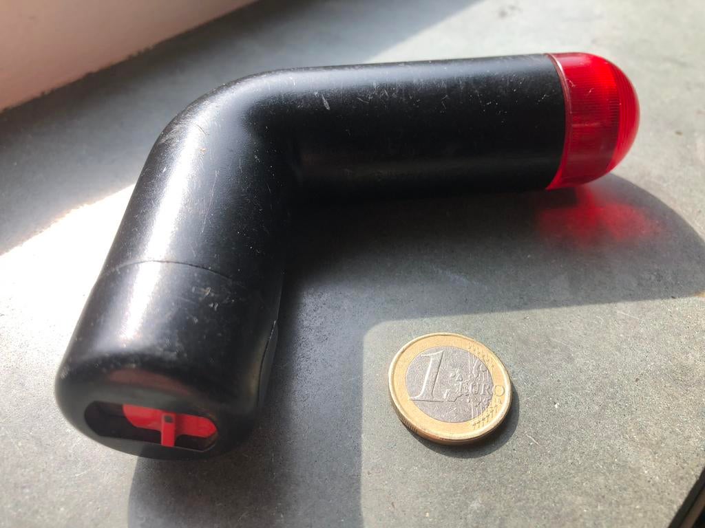 L-vormige zaklamp  van Tess Design - Made in Denmark, Ophalen of Verzenden, Gebruikt, Batterij