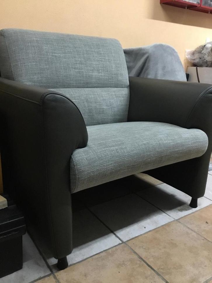 Fauteuil Mondi, Huis en Inrichting, Fauteuils, Zo goed als nieuw, Leer, Stof, 50 tot 75 cm, 75 tot 100 cm, Ophalen