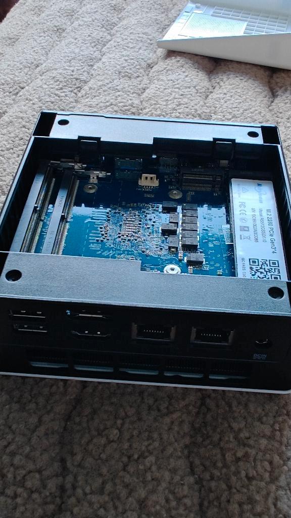 computer, Computers en Software, Windows Laptops, Nieuw, 15 inch, SSD, 2 tot 3 Ghz, Ophalen of Verzenden