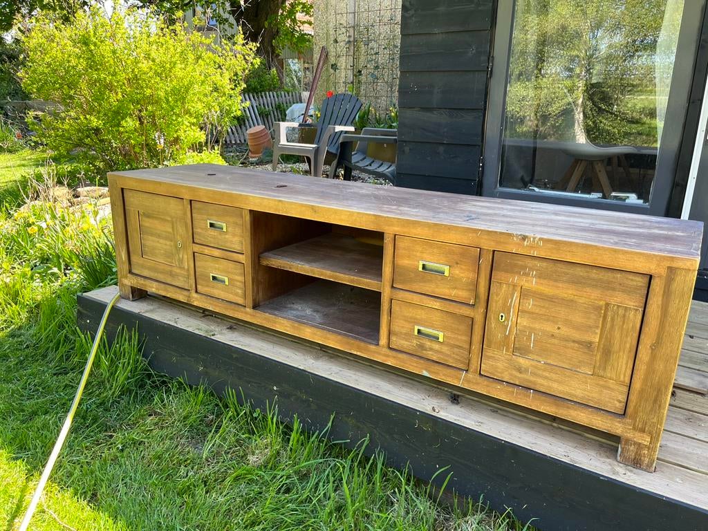 Tv kast, houten lage kast gratis, Ophalen, 150 tot 200 cm, Zo goed als nieuw, Minder dan 100 cm