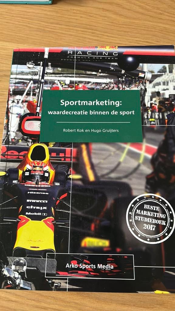 Sportmarketing waardecreatie binnen de sport - Robert Kok, Ophalen of Verzenden, Zo goed als nieuw, Management