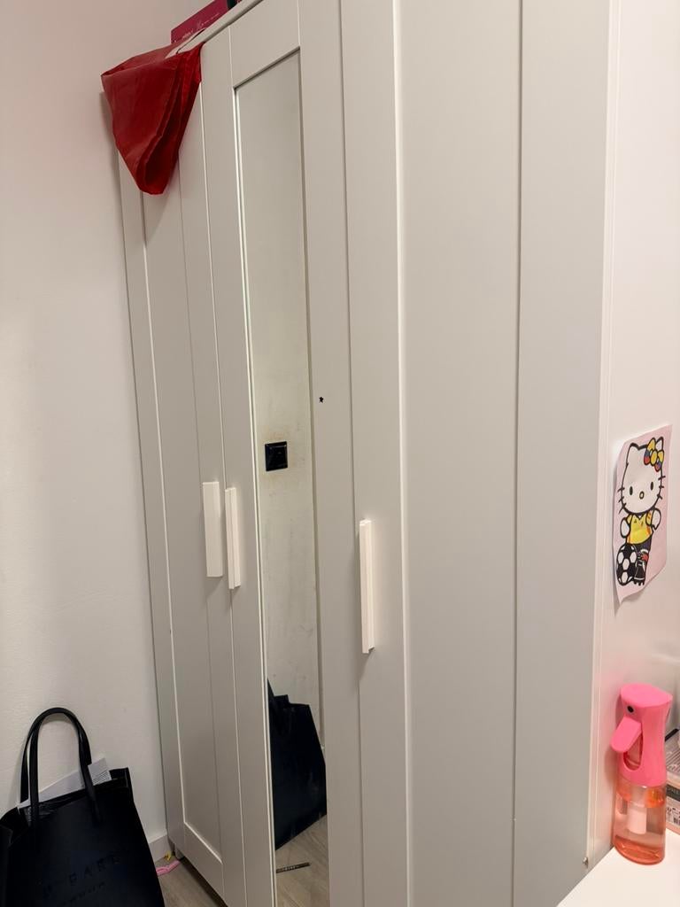 Ikea brimnes kleding kast, Huis en Inrichting, Ophalen, 100 tot 150 cm, Zo goed als nieuw, 150 tot 200 cm