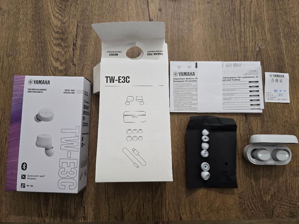 Yamaha TW-E3C Wireless Earbuds, Ophalen of Verzenden, In oorschelp (earbud), Wit, Bluetooth