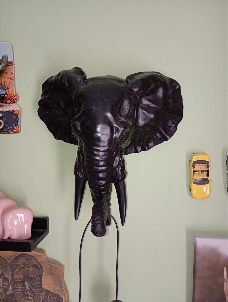 Olifant wand lamp met schakelaar, Huis en Inrichting, Ophalen of Verzenden, Zo goed als nieuw, Kunststof