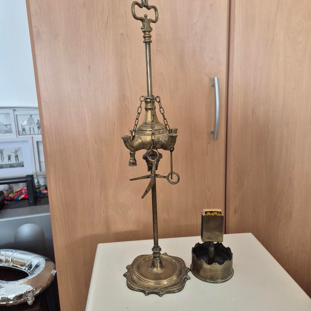 Antieke Olielamp met Accessoires - 53 cm Hoog, Antiek en Kunst, Ophalen of Verzenden
