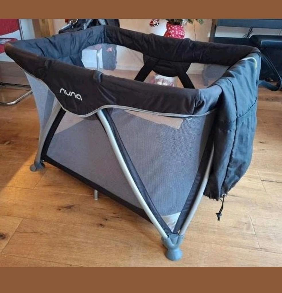 Nuna Sena reisbed/campingbedje met matrasje, Kinderen en Baby's, Boxen, Ophalen of Verzenden