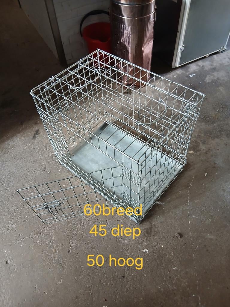 Hondenbench 61x46x54 cm Gebruikt maar zeer goed IN HILVERSUM, Dieren en Toebehoren, Ophalen of Verzenden, Zo goed als nieuw